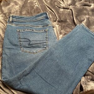 American Eagle Mom Jeans